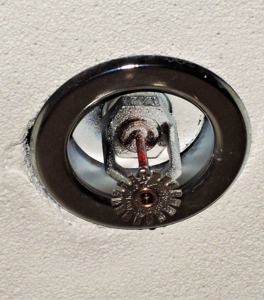 Fire Sprinkler head on ceiling.